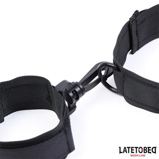Latetobed Halsband med Handledsbojor